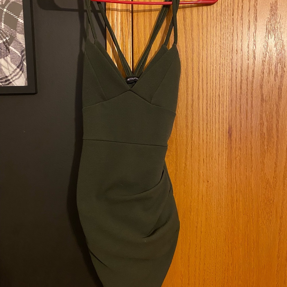 Pretty Little Thing dress